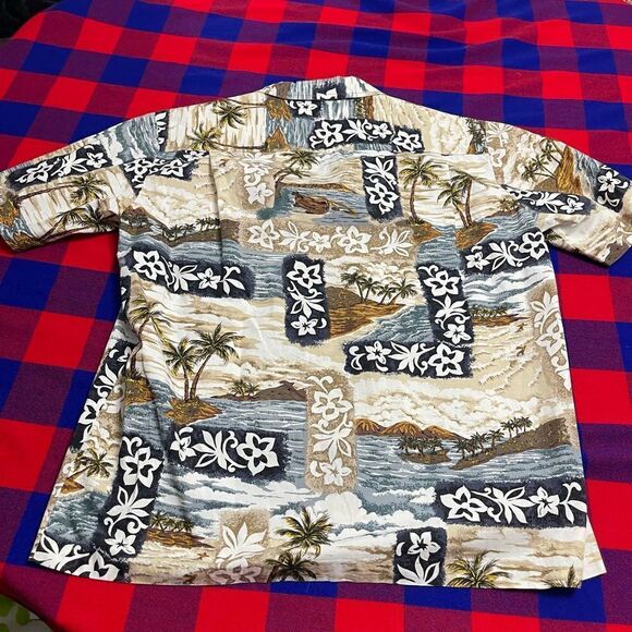 Royal Creations Vintage Hawaiian Button Up Shirt Size Large - Picture 4 of 5